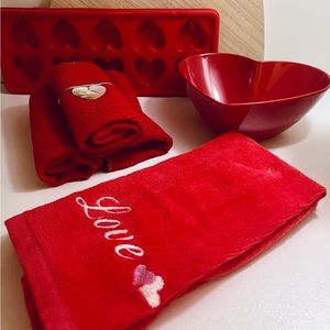 4 Pc Valentines Set